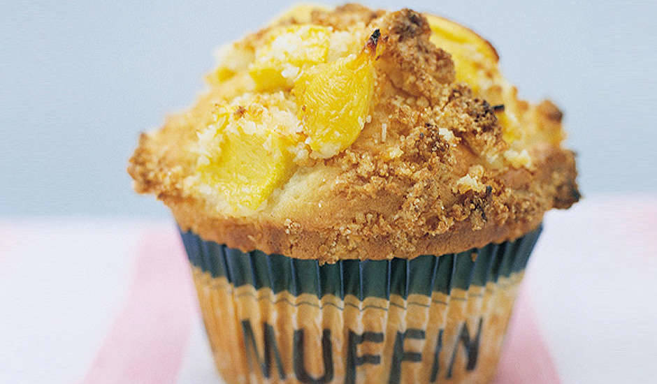 Mango-Coconut-Crumble-Muffins